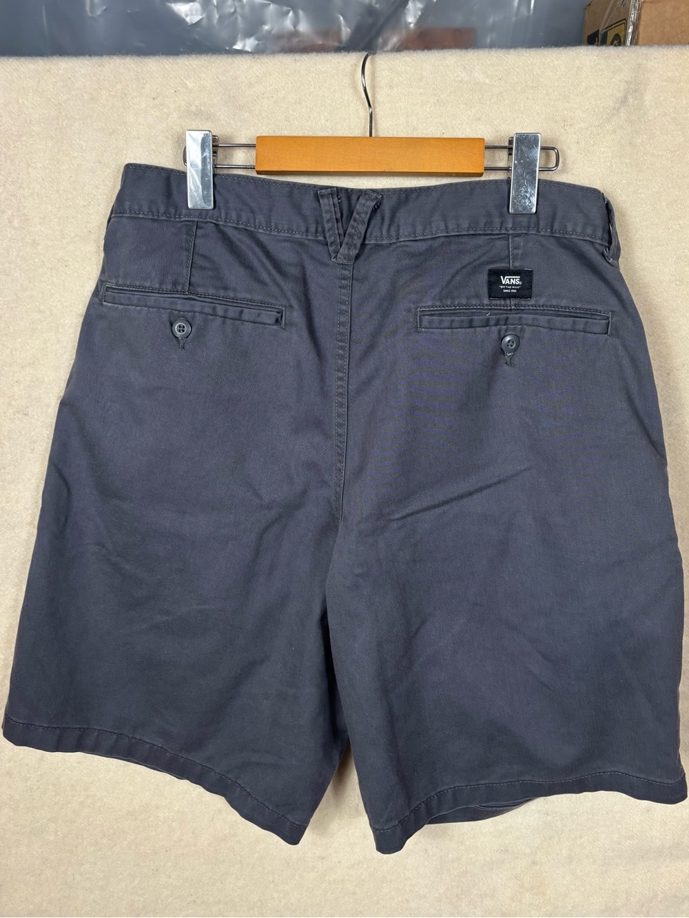 Vans Authentic Chino Shorts Men’s Size 34 Gray Relaxed Fit Stretch Casual Skate - Picture 3 of 11